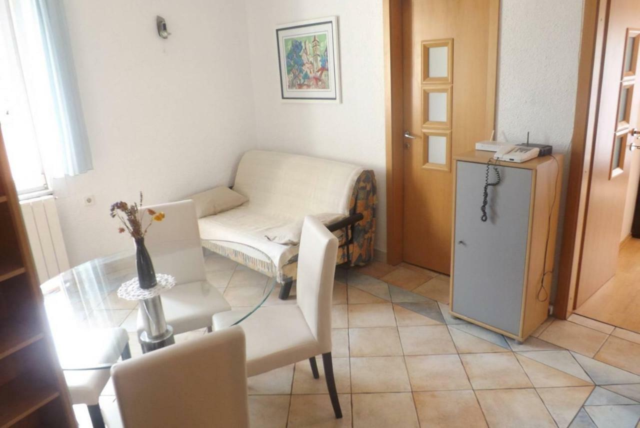 Apartment Center Opatija Bagian luar foto